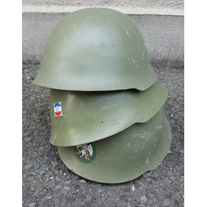 セルビア軍放出 スチールヘルメット H M030UN 57cm 【中古】  - 拡大画像