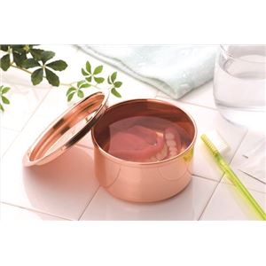純銅製 入れ歯ポット 【約95×95×51mm】 290ml 抗菌効果 収納袋付き 『るんるん』 〔洗面所 洗面台〕