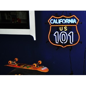 ネオンサイン 【CALIFORNIA 101】カリフォルニア 101（ネオン管 看板 アメリカン雑貨 ・NEON SIGN・ネオンサイン） - 拡大画像