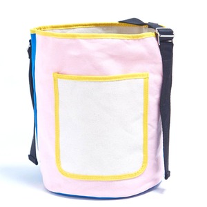 アウトドアにも旅行にもエコバッグとしても使える筒形バッグ/ピンク - 拡大画像