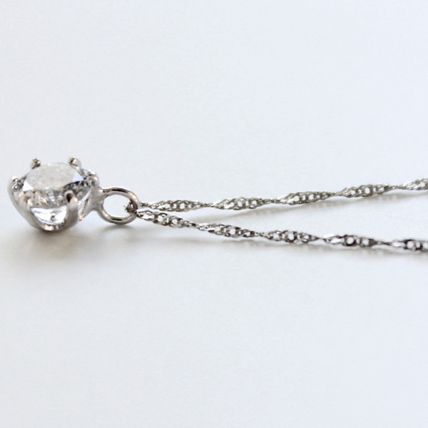 プラチナ 900 0.3ct ダイヤモンドペンダント