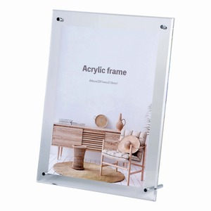 アクリルフレーム A4 297×210mm スタンド付・吊り下げパーツ付き 縦横兼用 透明アクリル 写真立て 額 額縁 フレーム