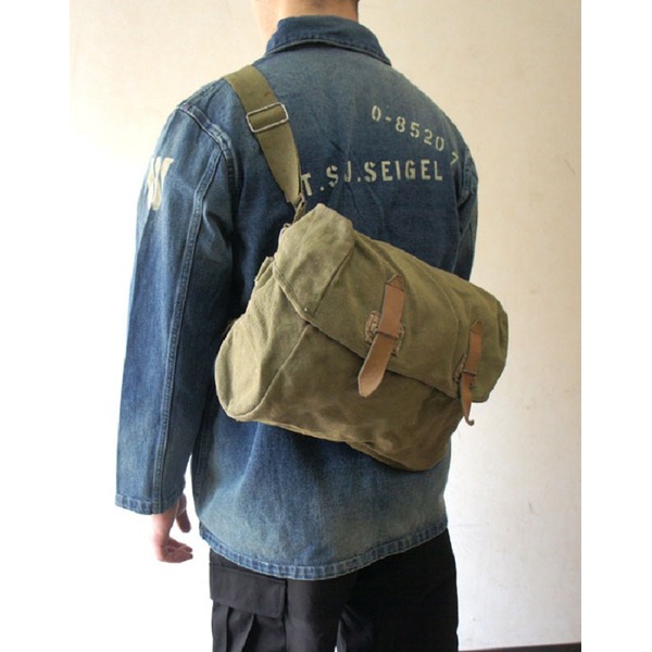 ベルギー軍放出 綿キャンパスショルダーバッグ【中古】