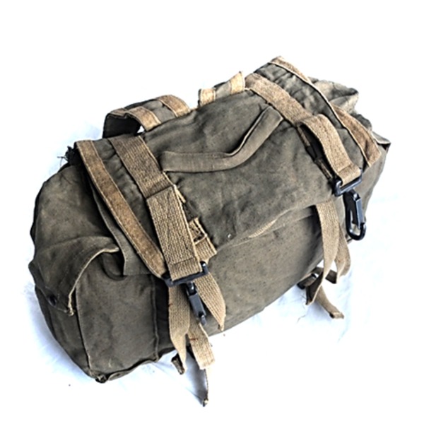 イタリア軍 放出AF麻キャンパスリュックサック【中古】2