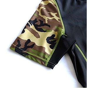 スリムフィットコンプレッションアメリカ軍タクティカルトレーニング吸汗速乾シャツ半袖レプリカ　ウッドランド　XL 商品写真2