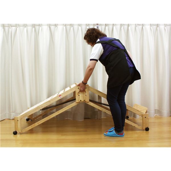 らくらく折りたたみ式 キャスター付き 国産 すのこベッド (桧) シングル 幅94.5cm (フレームのみ) 日本製ベッドフレーム 【中居木工】