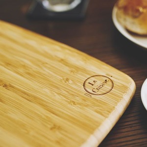 竹製カッティングボード/まな板 【幅38cm】 オイルコーティング付き 『La Cuisine ラ・クイジーヌ』 商品写真2