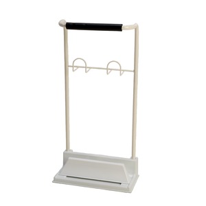 ヘルスメータースタンド/体重計立て 【ホワイト】 幅34cm×奥行18cm×高さ67.6cm 防滑 〔脱衣所 洗面所 バスルーム 風呂〕